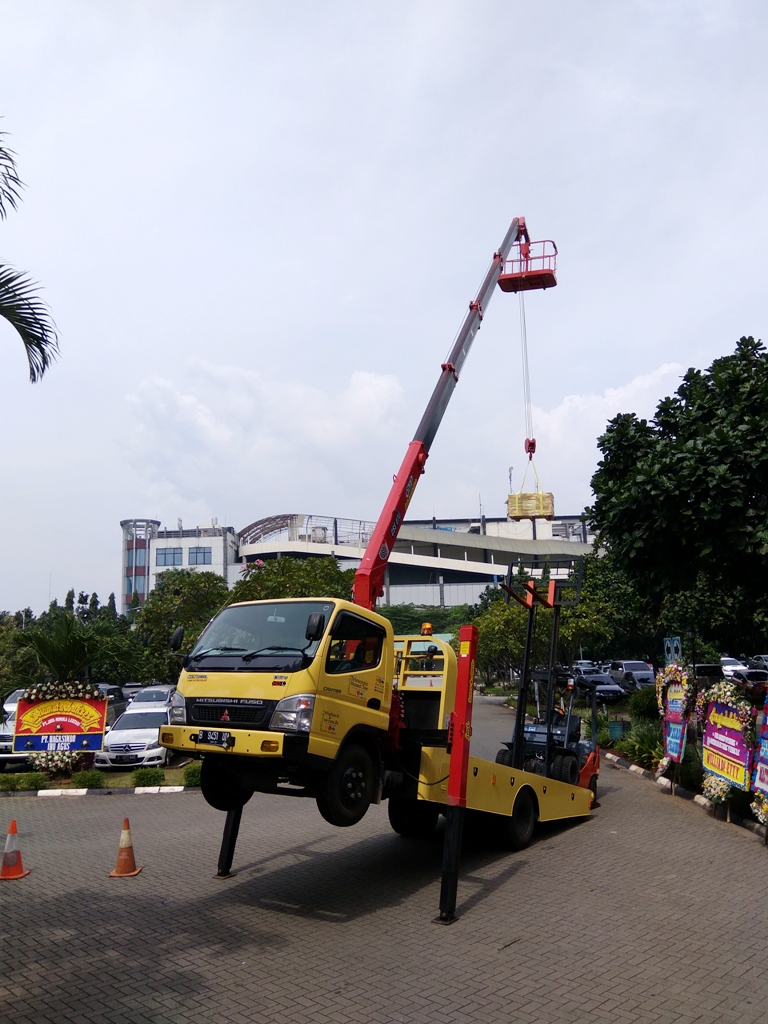 Detail Jual Truck Crane Nomer 37