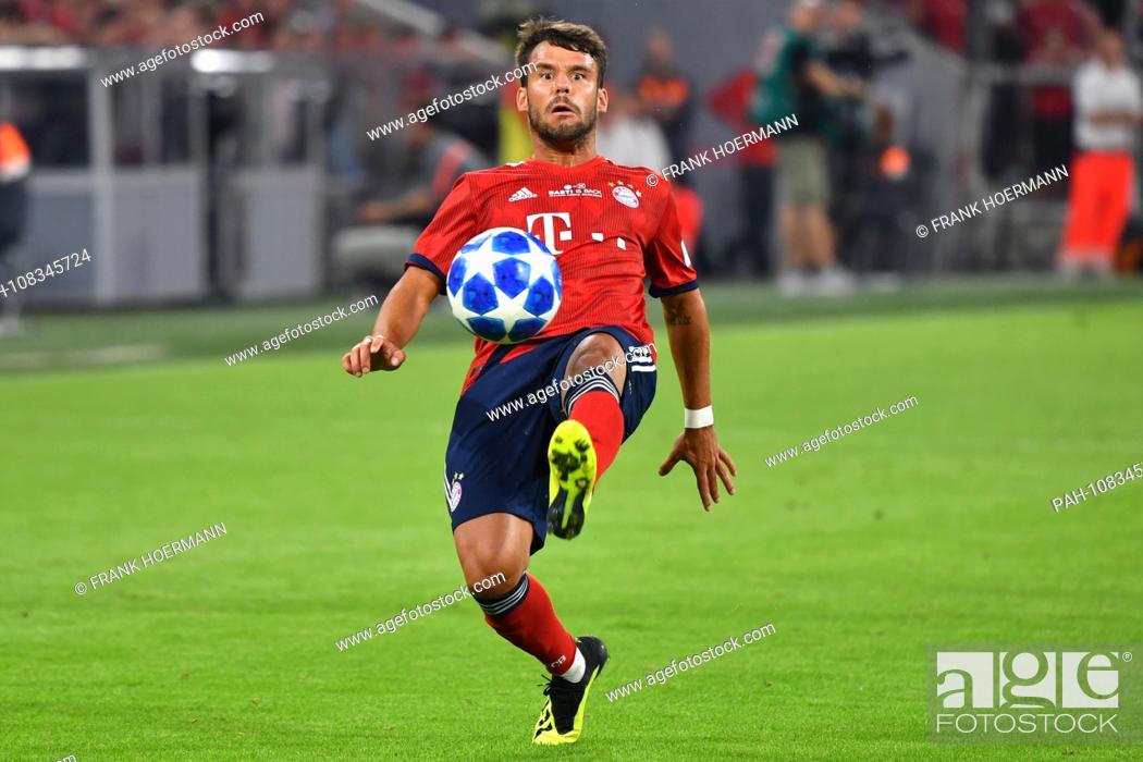 Detail Juan Bernat Bayern Munich Nomer 34