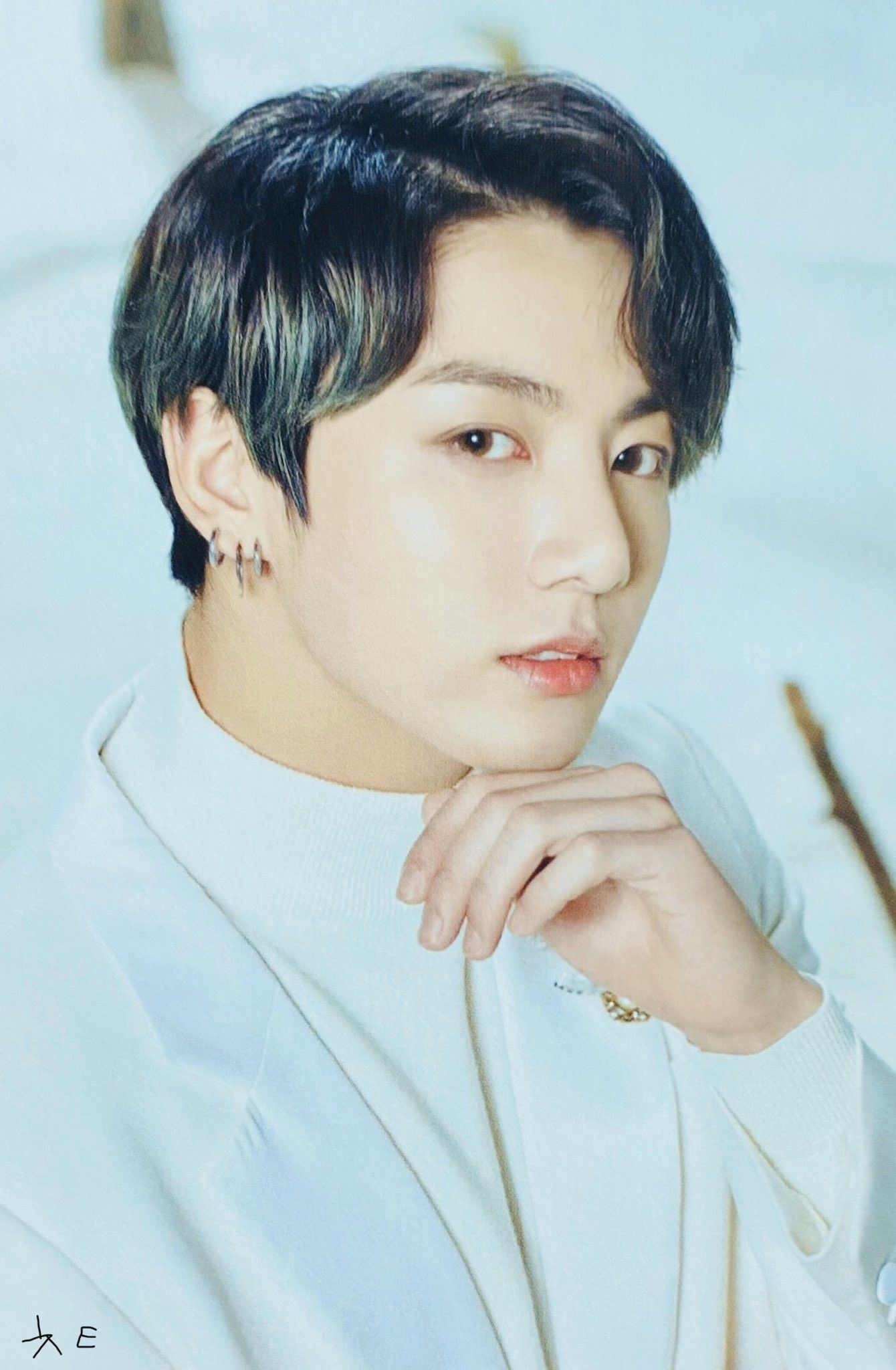 Detail Jungkook Bts Photoshoot Nomer 18