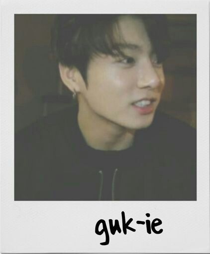 Detail Jungkook Polaroid Nomer 21