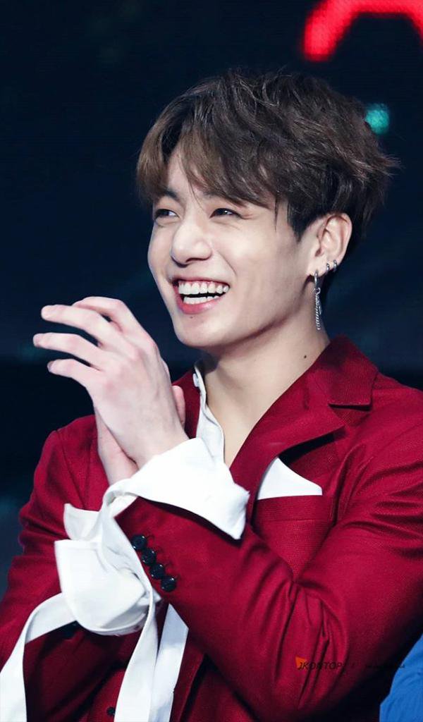 Detail Jungkook Wallpaper Hd Nomer 44