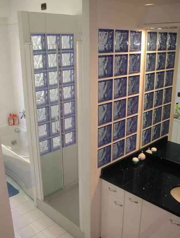 Detail Kaca Blok Dinding Nomer 41