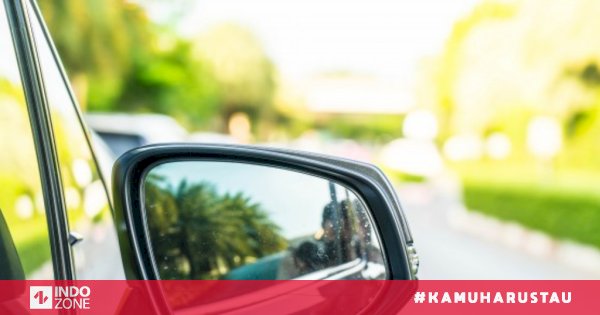 Detail Kaca Spion Mobil Menggunakan Cermin Nomer 27