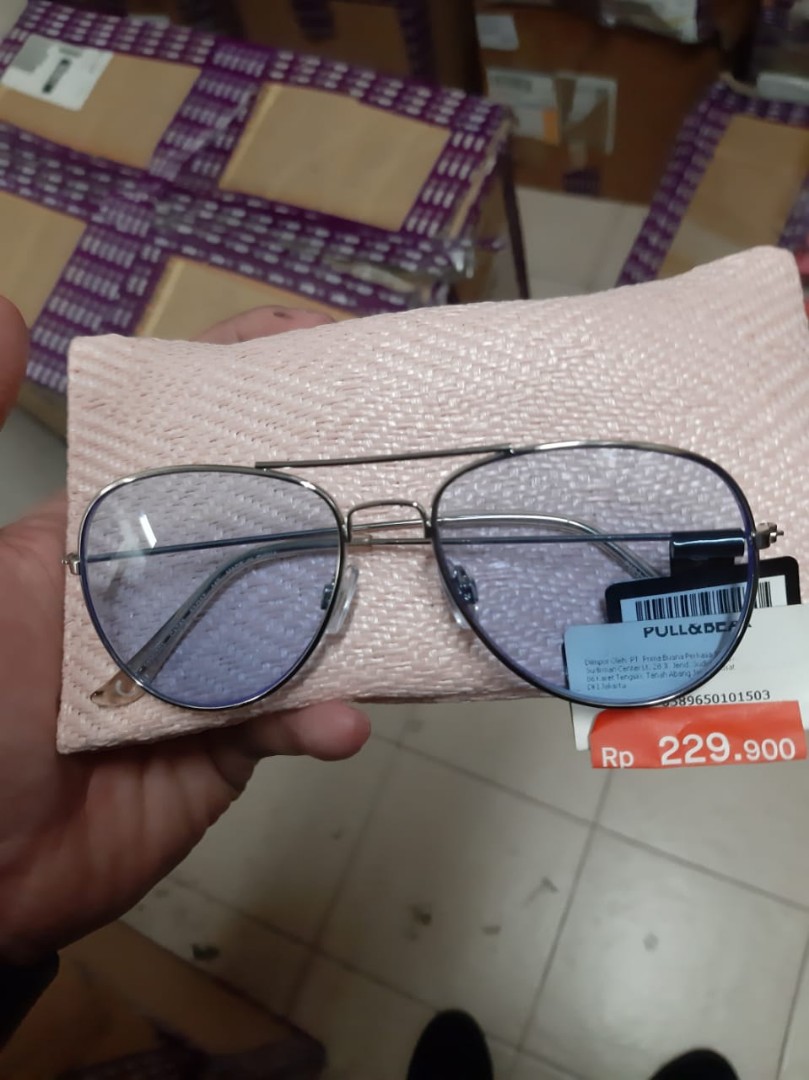 Detail Kacamata Pull And Bear Nomer 14