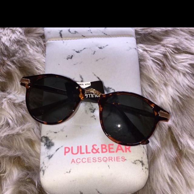 Detail Kacamata Pull And Bear Nomer 27
