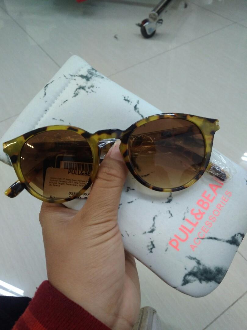 Detail Kacamata Pull And Bear Nomer 48