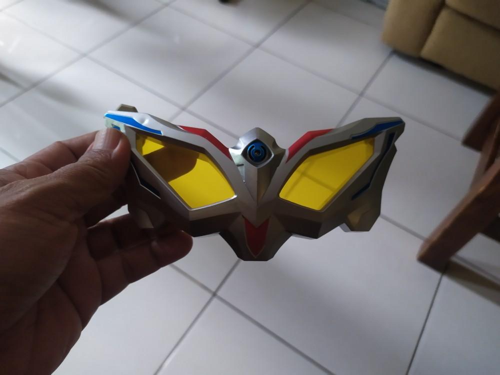 Detail Kacamata Ultraman Zero Nomer 16