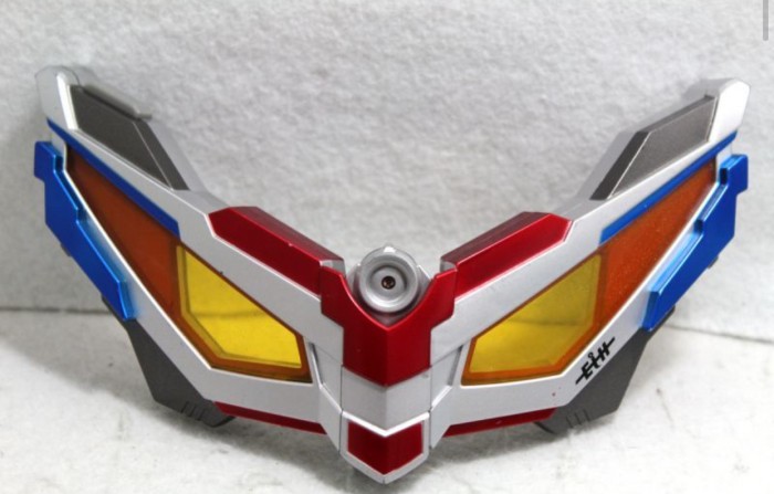 Detail Kacamata Ultraman Zero Nomer 26