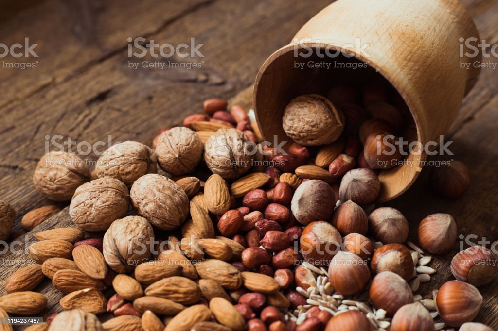 Detail Kacang Almond Dan Kenari Nomer 45