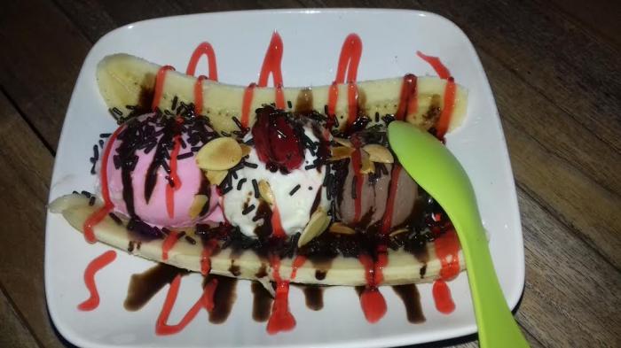 Detail Kafe Es Krim Nomer 10