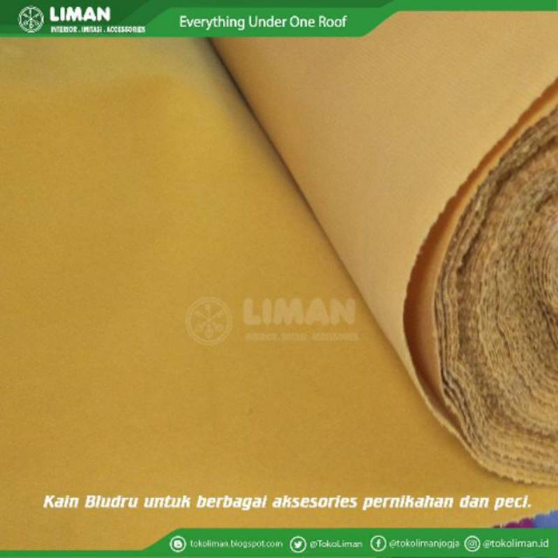 Detail Kain Beludru Putih Nomer 45