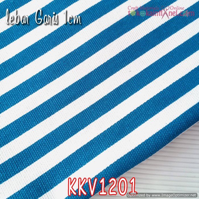 Detail Kain Garis Garis Nomer 43