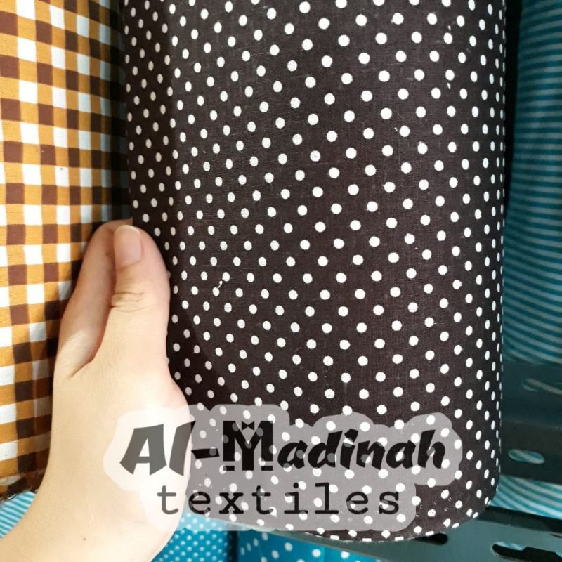 Detail Kain Polkadot Hitam Putih Nomer 50