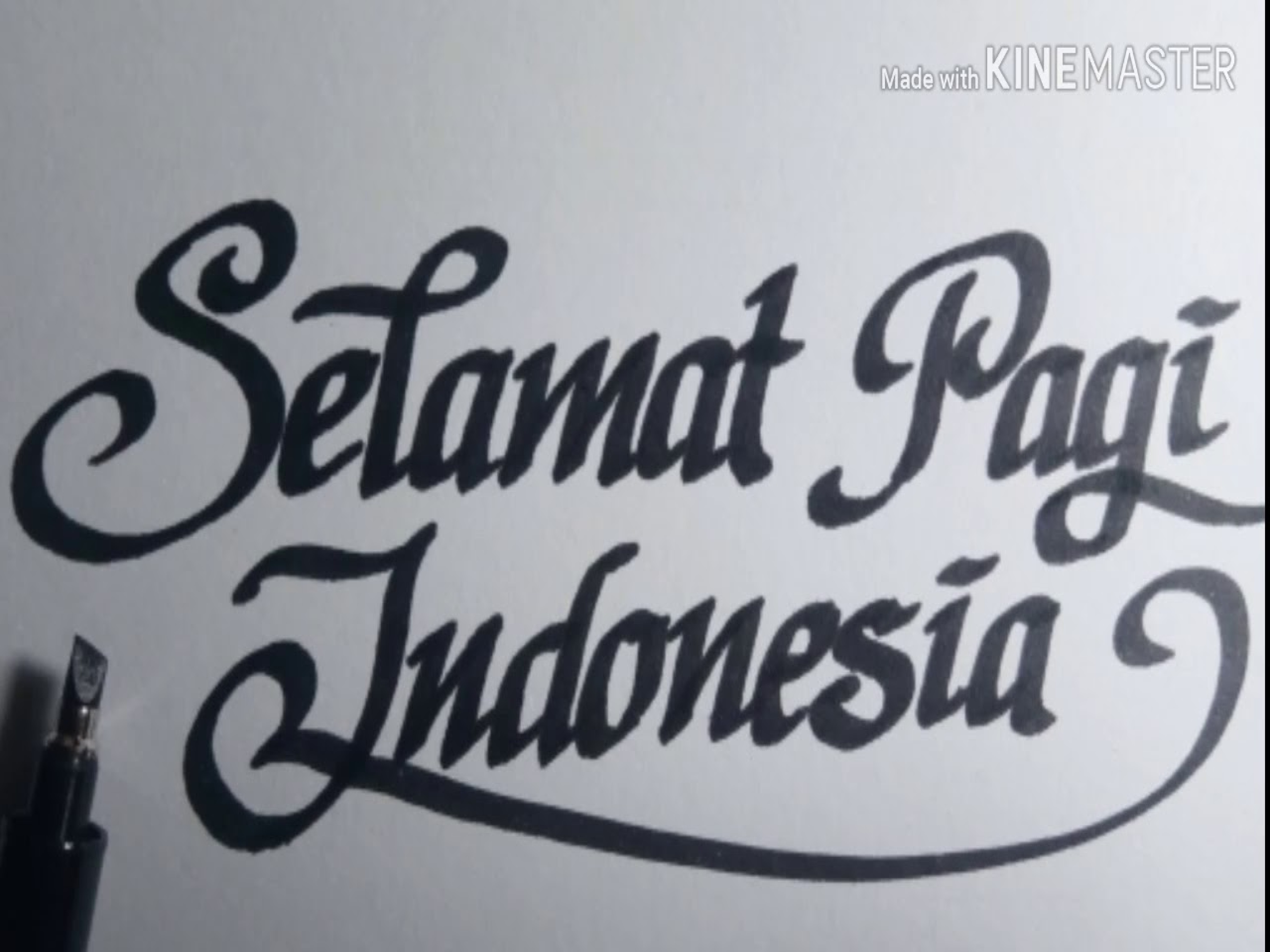 Detail Kaligrafi Tulisan Latin Nomer 33