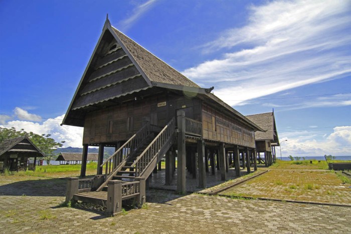 Detail Kalimantan Barat Rumah Adat Nomer 44