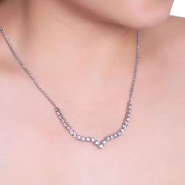 Detail Kalung Berlian Simple Nomer 33