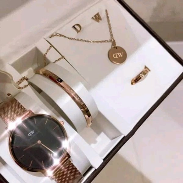 Detail Kalung Daniel Wellington Nomer 12