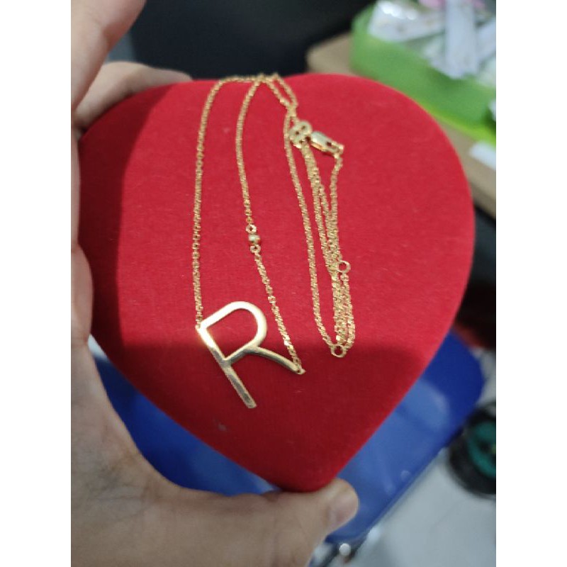 Detail Kalung Emas Huruf R Nomer 20