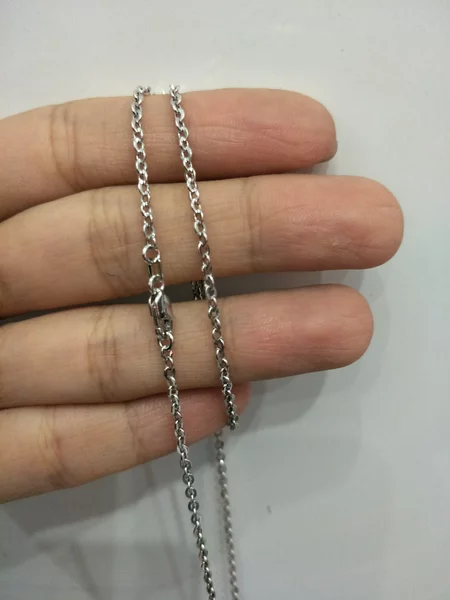 Detail Kalung Emas Putih Nomer 26