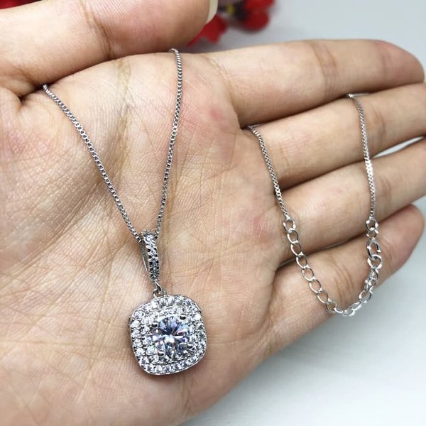 Detail Kalung Emas Putih Cantik Nomer 37