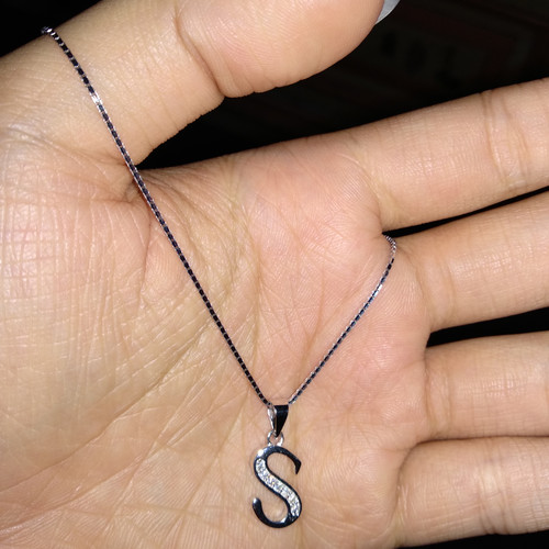 Detail Kalung Emas Putih Huruf S Nomer 49