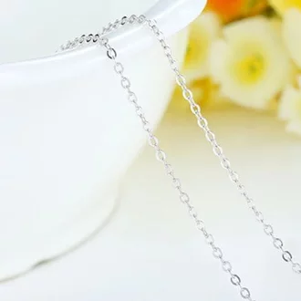 Detail Kalung Emas Putih Simple Elegan Nomer 55