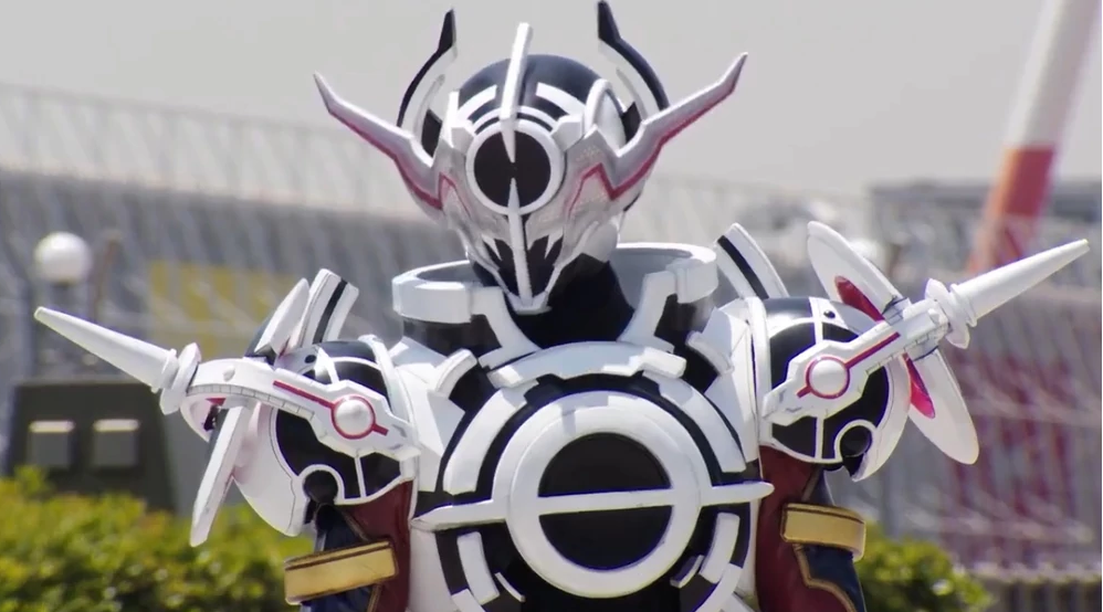 Detail Kamen Rider Evol Black Hole Nomer 13