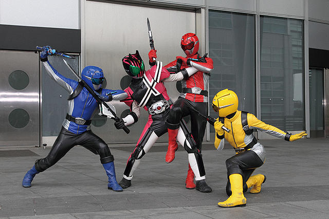 Detail Kamen Rider Super Sentai Super Hero Taisen Nomer 41