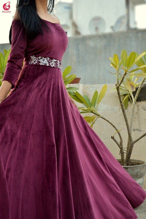 Detail Desain Long Dress Simple Nomer 26