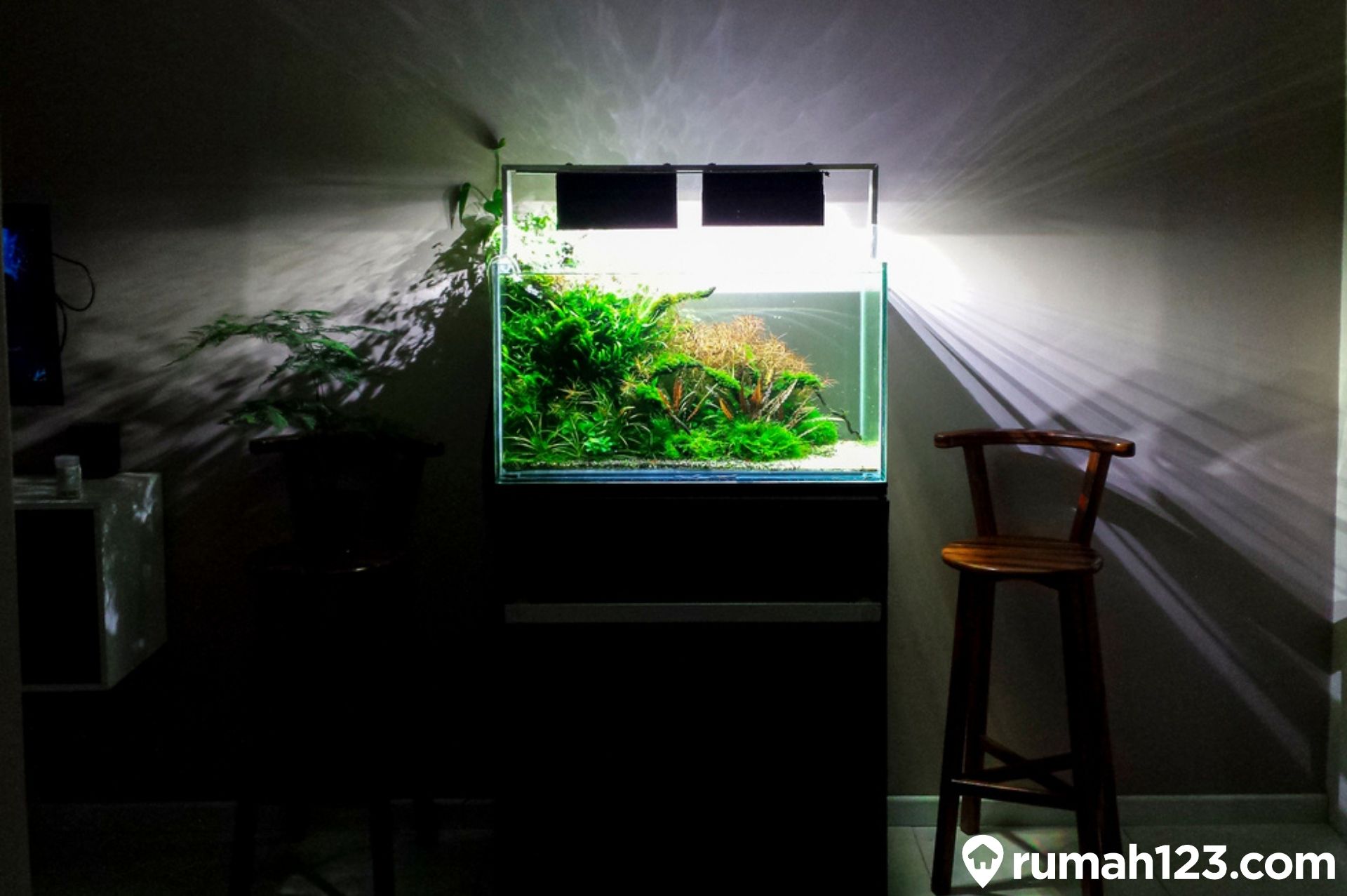 Detail Desain Meja Aquarium Minimalis Nomer 15