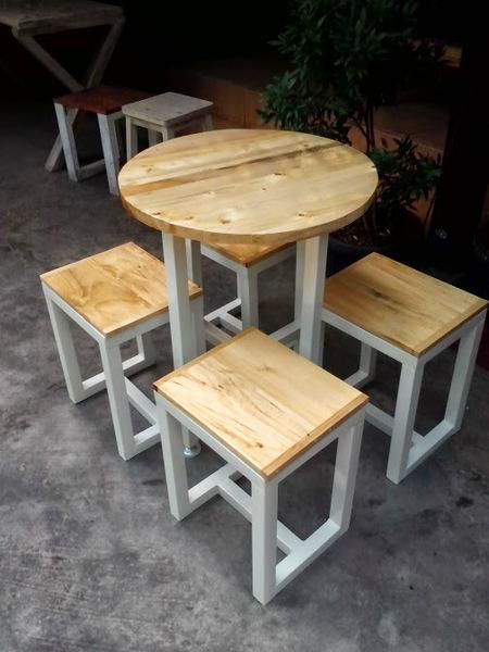 Desain Meja Cafe Minimalis - KibrisPDR