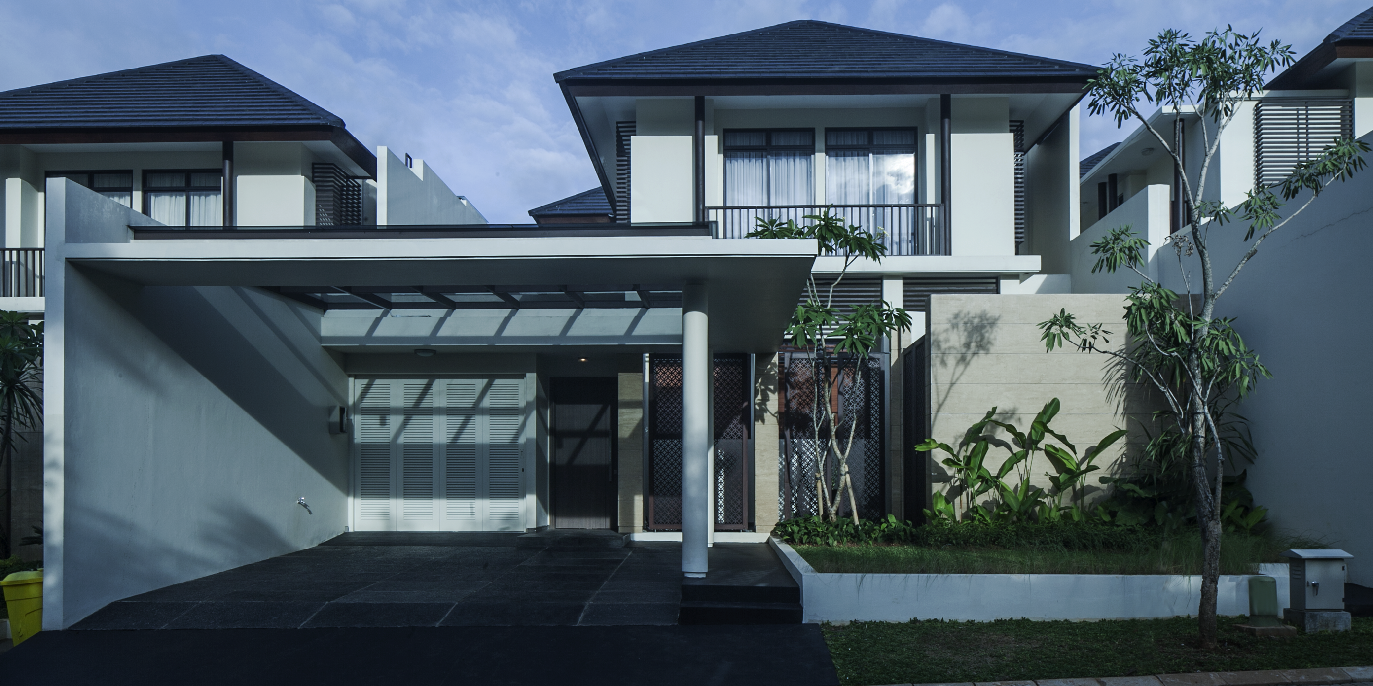 Detail Kanopi Rumah Klasik Modern Nomer 25