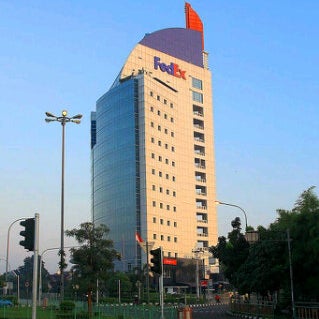 Detail Kantor Pusat Fedex Nomer 3