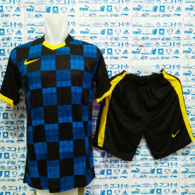 Detail Kaos Futsal Nike Nomer 52