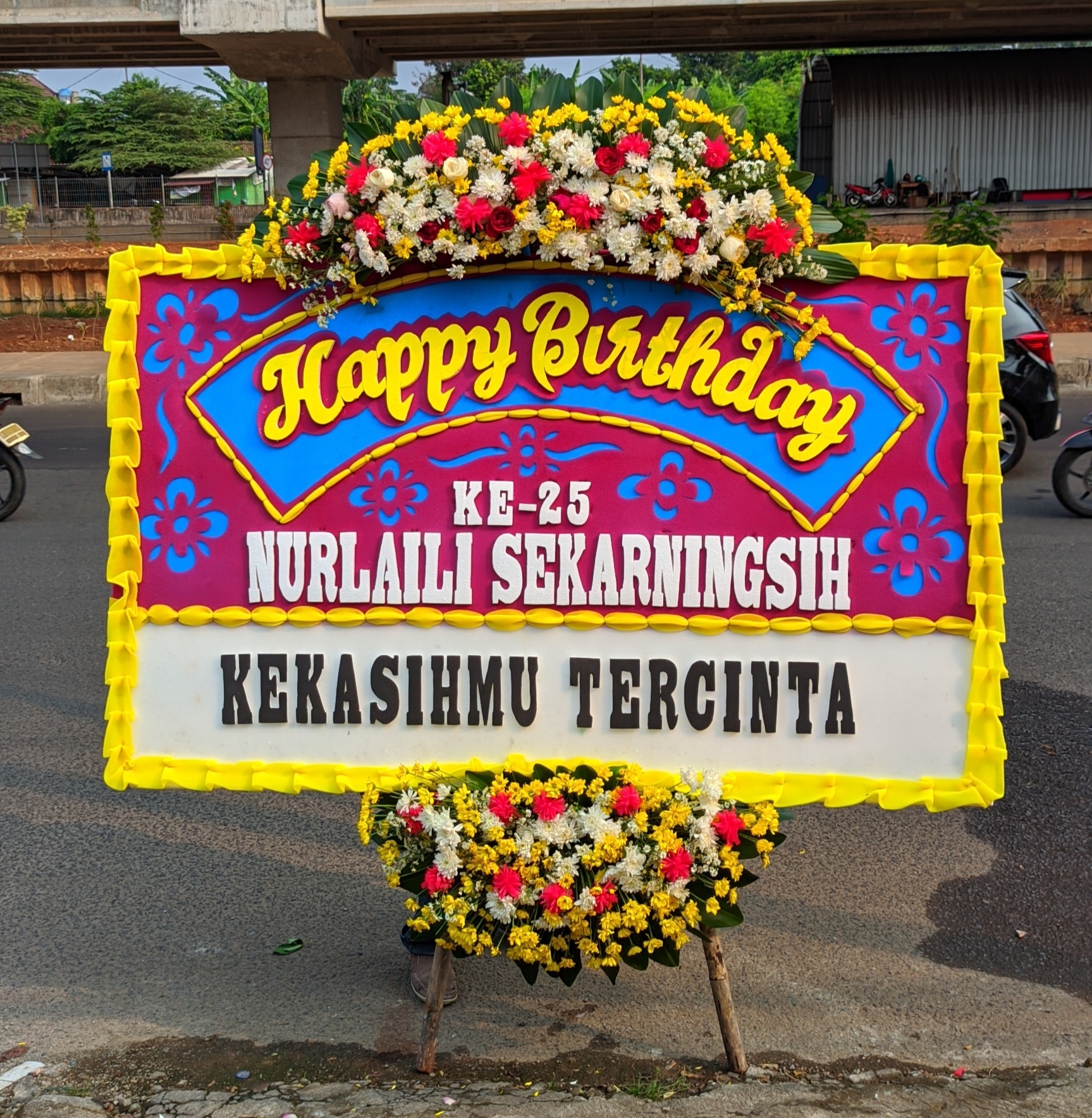 Detail Karangan Bunga Happy Birthday Nomer 3