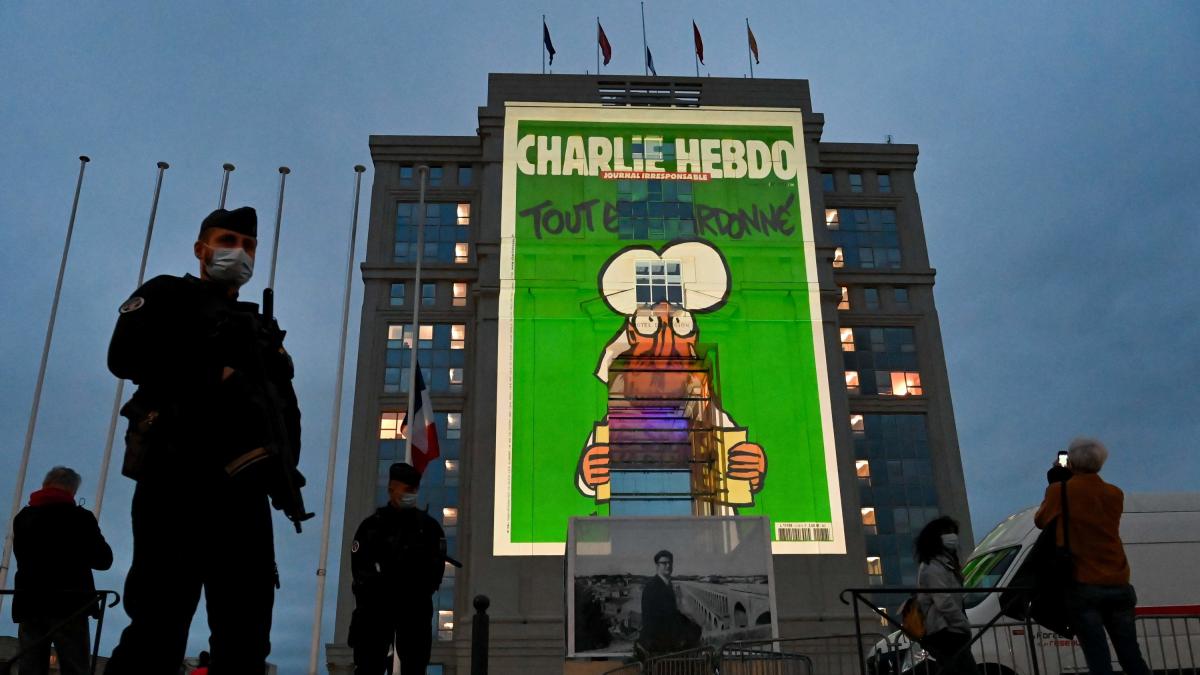 Detail Karikatur Charlie Hebdo Nomer 27