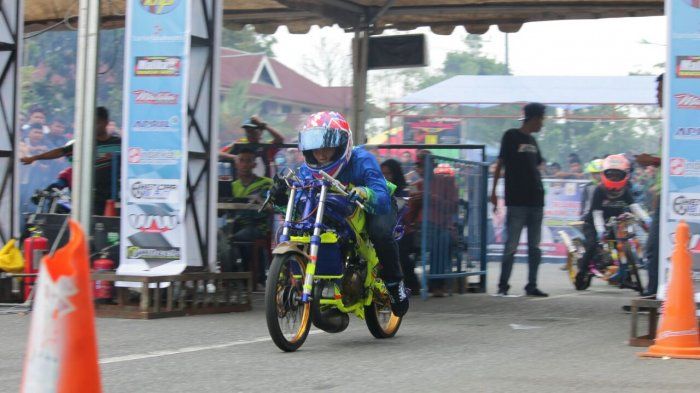 Detail Kata Drag Race Nomer 42