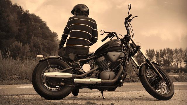 Detail Kata Kata Pembalap Motor Nomer 35