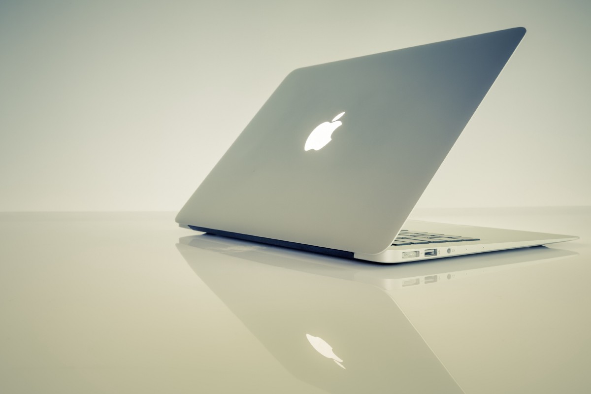 Detail Apple Laptop Logo Nomer 7