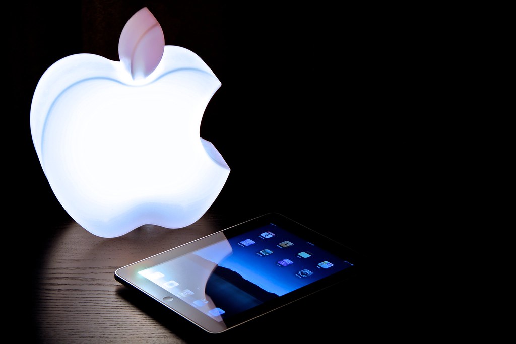 Detail Apple Light Logo Nomer 20