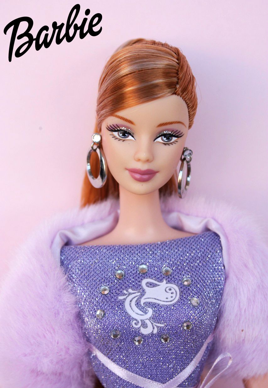 Detail Aquarius Barbie Doll Nomer 3