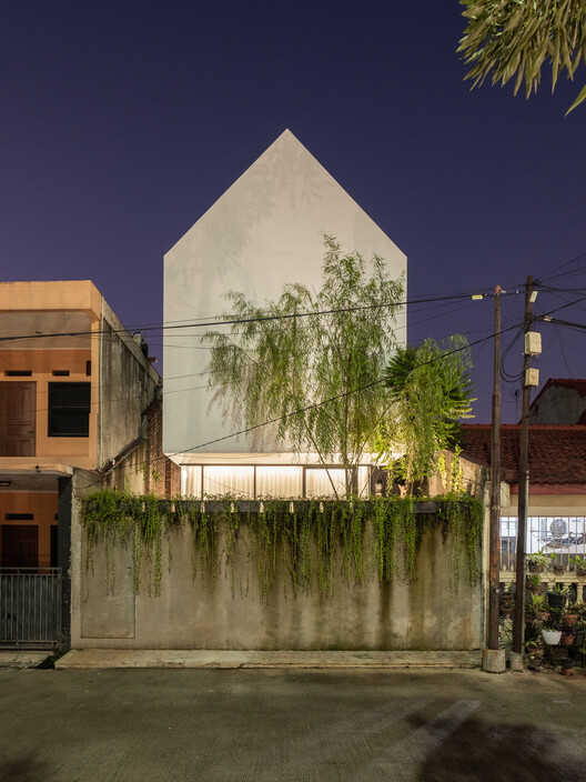 Detail Archdaily House Indonesia Nomer 23