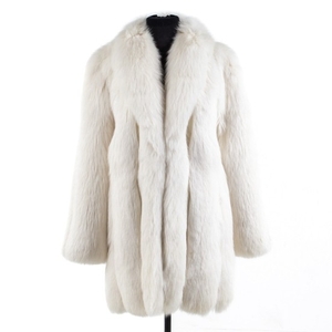 Detail Arctic Fox Fur Coat Nomer 32