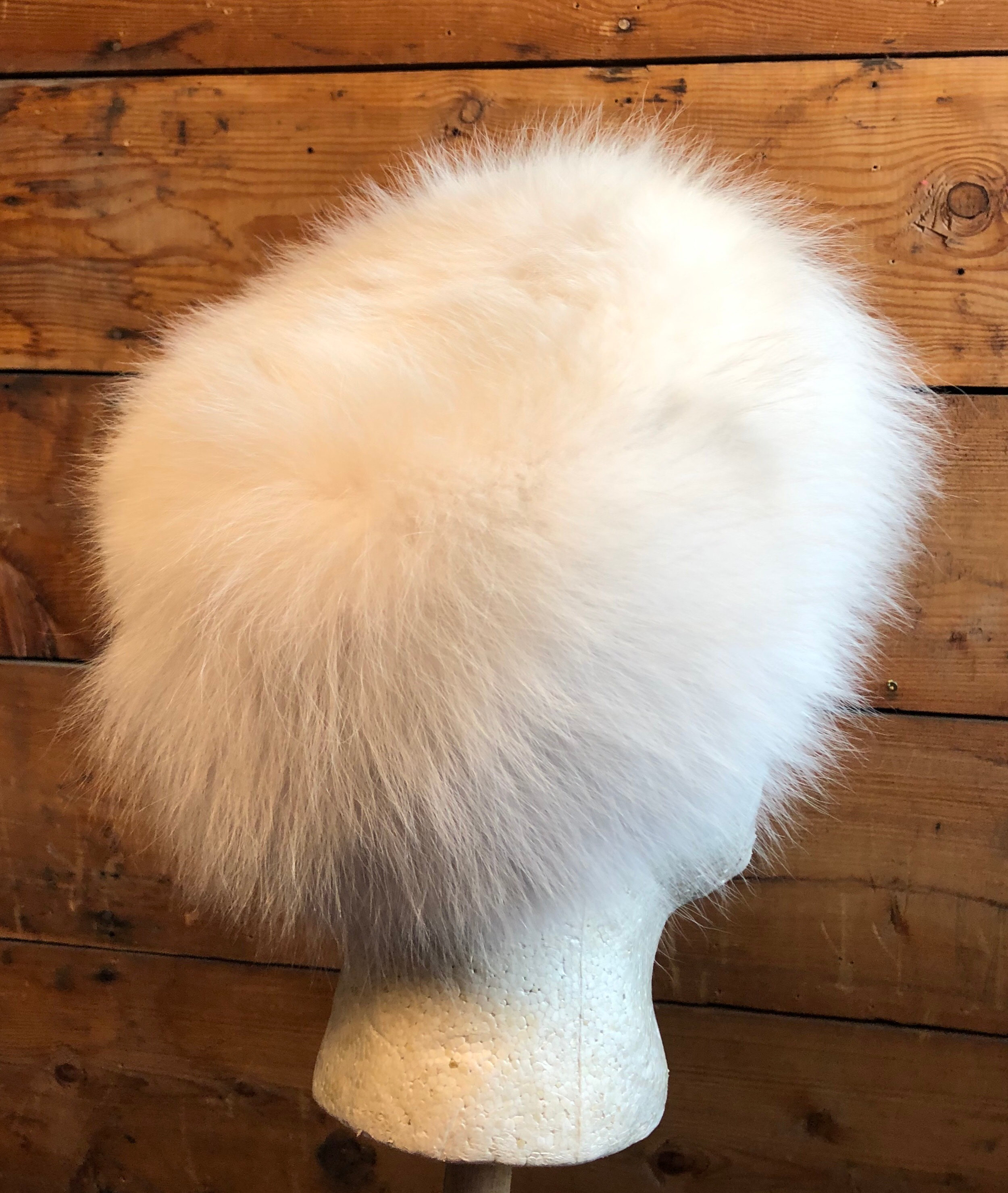 Detail Arctic Fox Fur Hat Nomer 15