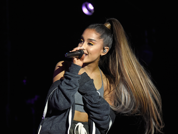 Detail Ariana Grande Meme Nomer 41