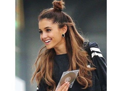 Detail Ariana Grande Tanpa Make Up Nomer 33