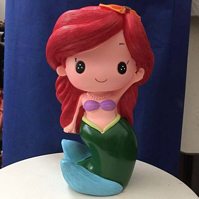 Detail Ariel Piggy Bank Nomer 5