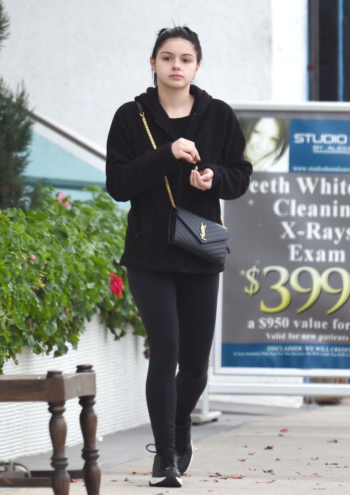 Detail Ariel Winter Xray Nomer 12