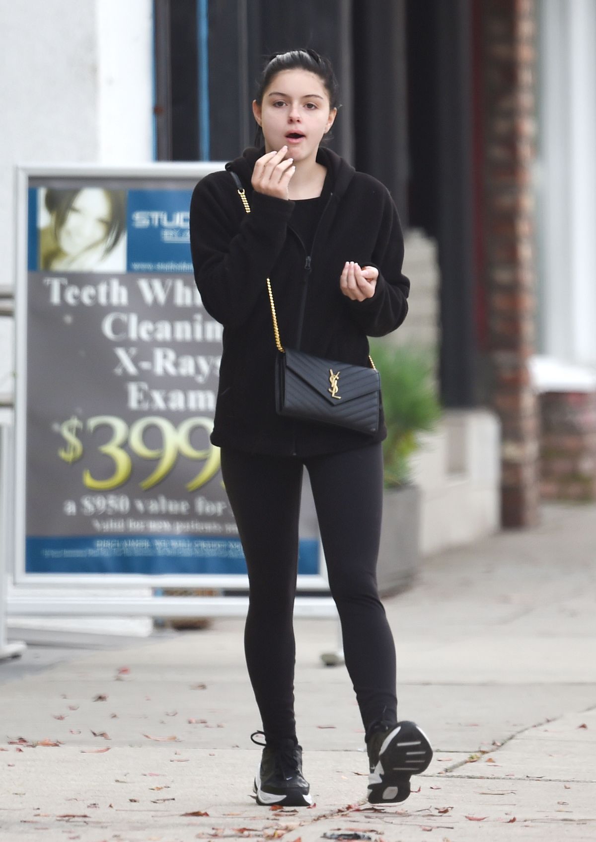 Detail Ariel Winter Xray Nomer 15