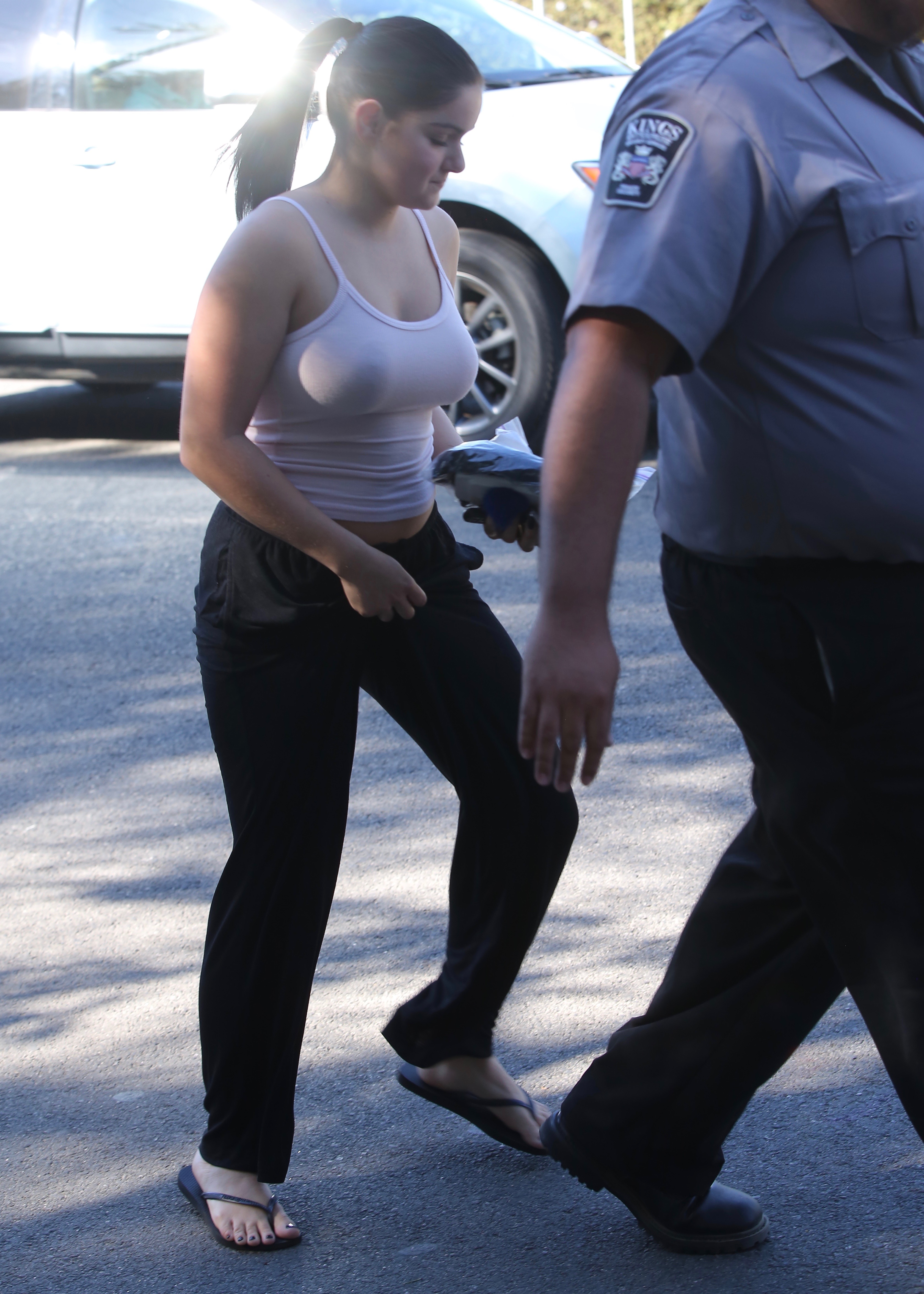 Detail Ariel Winter Xray Nomer 3